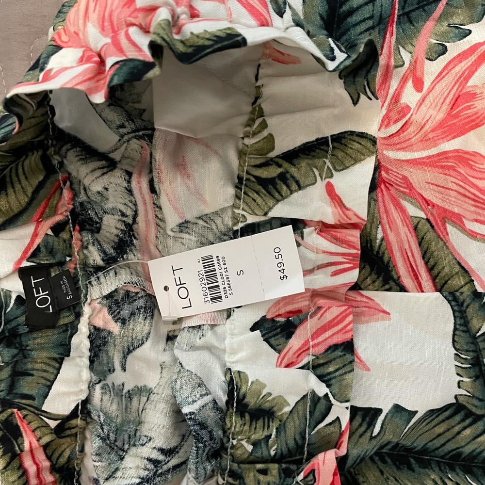 Hawaiian shorts